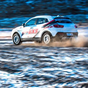 勇者行动，无畏的征程与精神的光芒