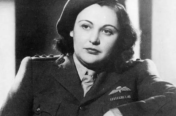 盟军敢死队3密码,二战女神南希 盟军敢死队3密码,二战女神南希