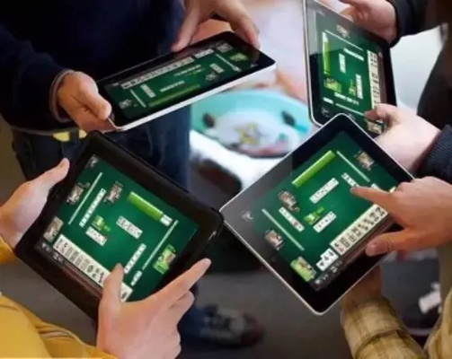 打麻将游戏下载怎么选?老玩家2025年试了23款,避开90%垃圾服的3个秘诀 打麻将游戏下载怎么选?老玩家2025年试了23款,避开90%垃圾服的3个秘诀