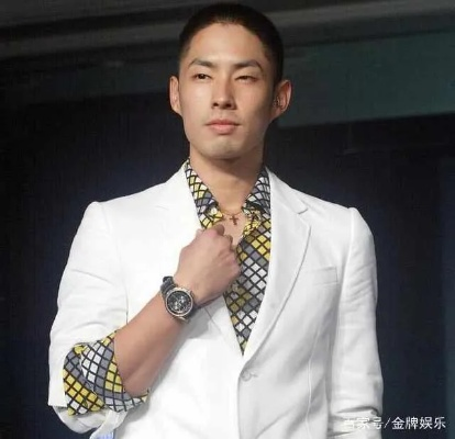 吴建豪惊人身姿:47岁减重40斤,身高1米8仅100斤,网友惊叹塑形奇迹 吴建豪惊人身姿:47岁减重40斤,身高1米8仅100斤,网友惊叹塑形奇迹