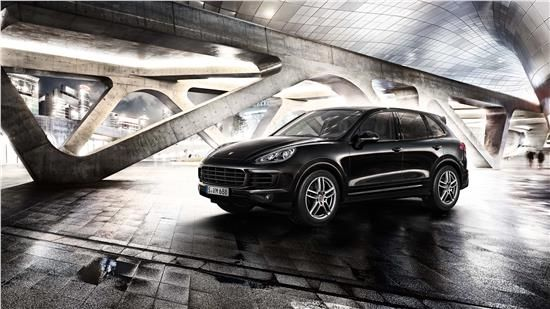 《生化9》主角里昂座驾曝光！卡宴改装版惊艳亮相，性能升级！