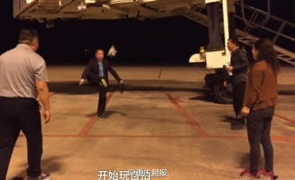 机场冲突升级：印度机长挥拳怒斥插队乘客，安检秩序再遭挑战