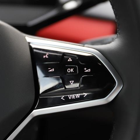 奥迪4S店闭店跑路真相曝光，车主权益保障新挑战